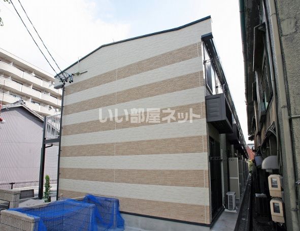 レオパレスマカービルシャナの外観画像