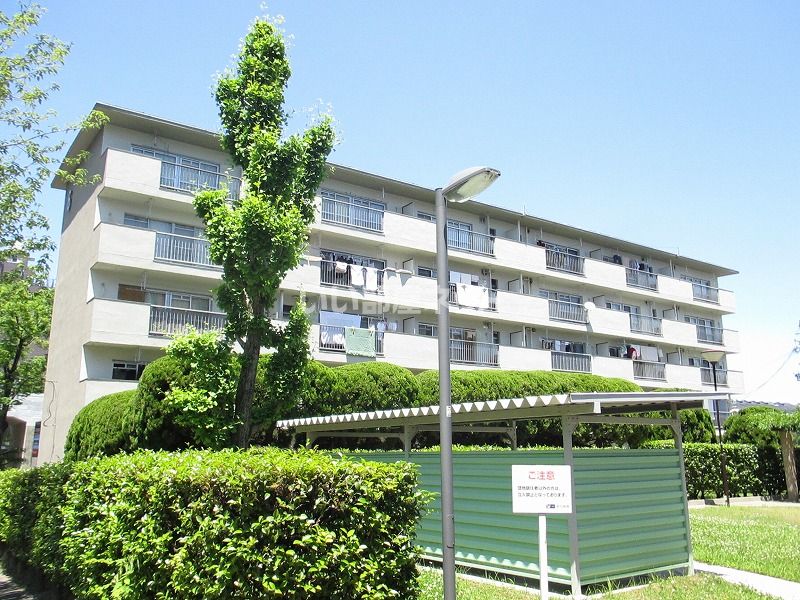 藤ヶ丘団地 6号棟の外観画像
