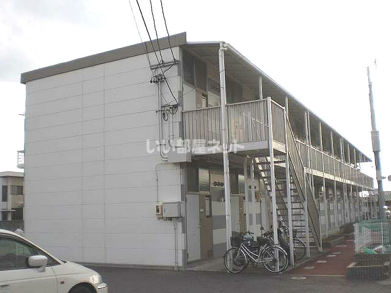 レオパレスリヨンの外観画像