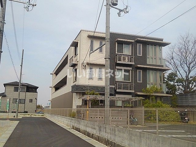 シャーメゾン一里山の外観画像