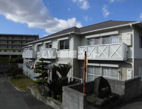 平岡ハイツの外観画像