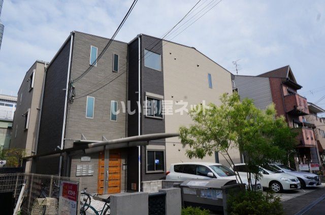 アンプルール フェール 明美の里の外観画像