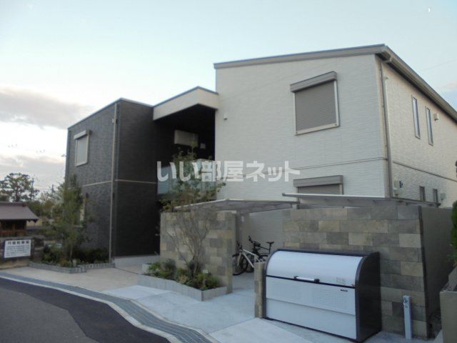 シャーメゾン島の外観画像