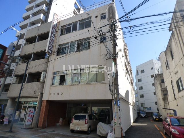 ニッセンビルの外観画像