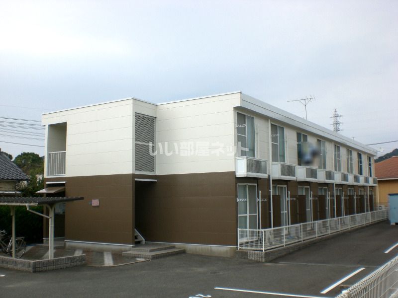 レオパレスルミエールの外観画像