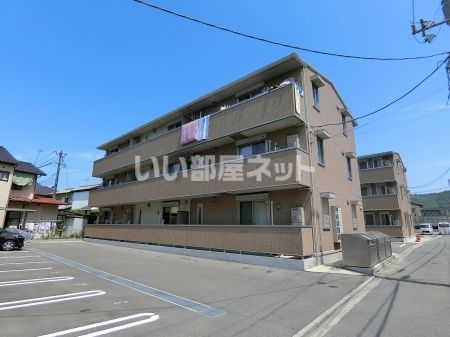 コーポラスヤナセIII B棟の外観画像