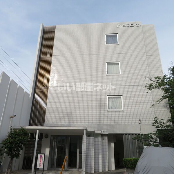 ダイドーメゾン岡本駅前107号室の外観画像