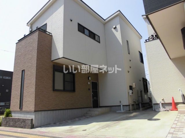 城川貸家B棟の外観画像