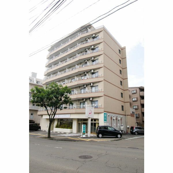 ドーミー泉中央【食事・家具付】の外観画像