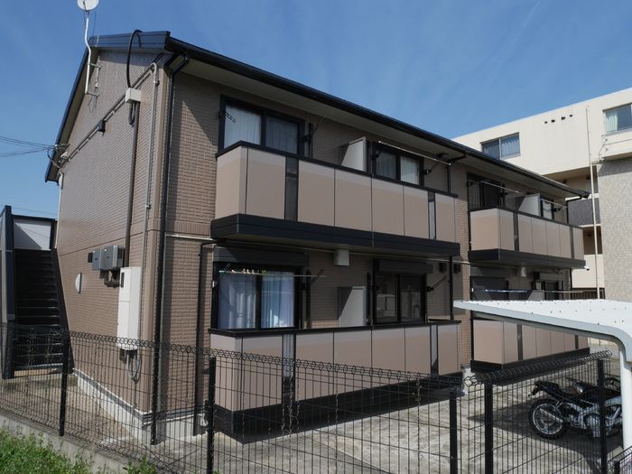 メゾン ラ トゥール B棟の外観画像