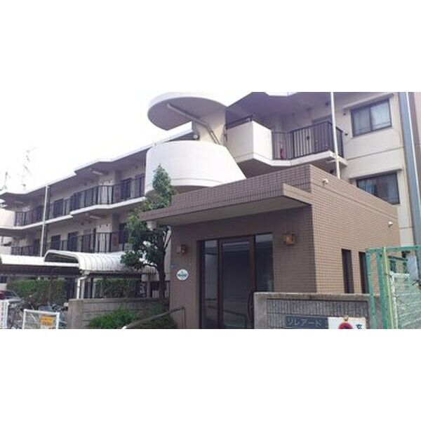 ソレアード江坂の外観画像