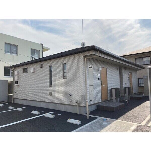 パナタウン長坂 B(仮称・ペット可)の外観画像