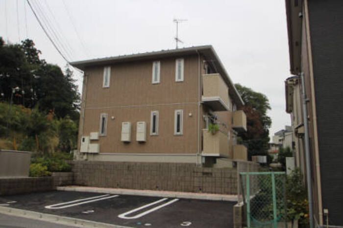 ファミールアビタシオンの外観画像