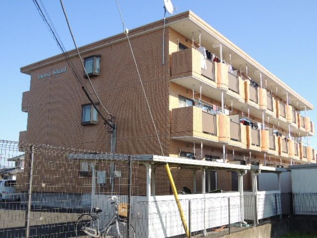 フォーリストアイランドの外観画像