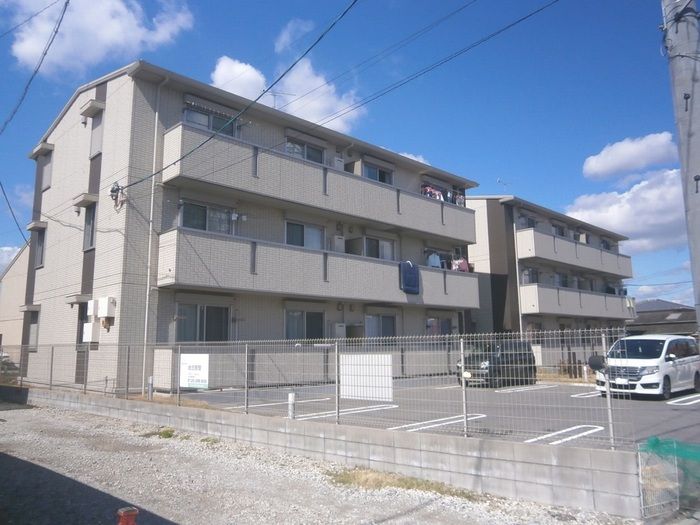 Casa terre A棟の外観画像