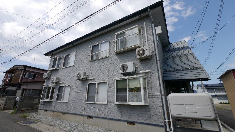 クローバーハイツの外観画像