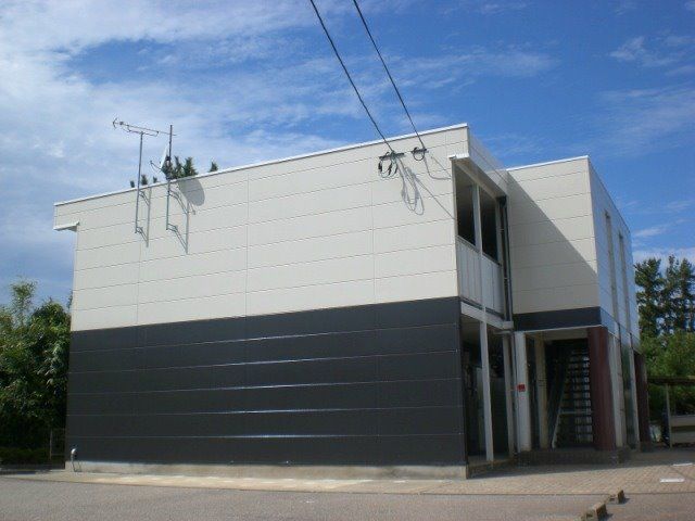 レオパレス渚の外観画像