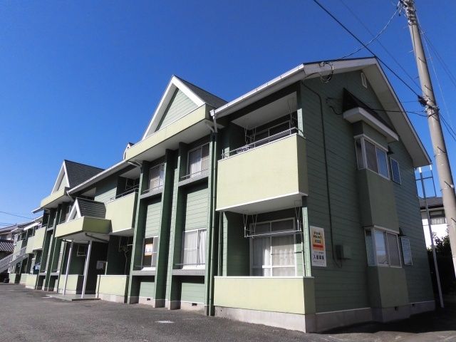 ファミールマジェスタ東棟の外観画像