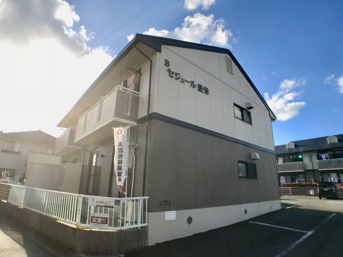 セジュール豊栄 Bの外観画像