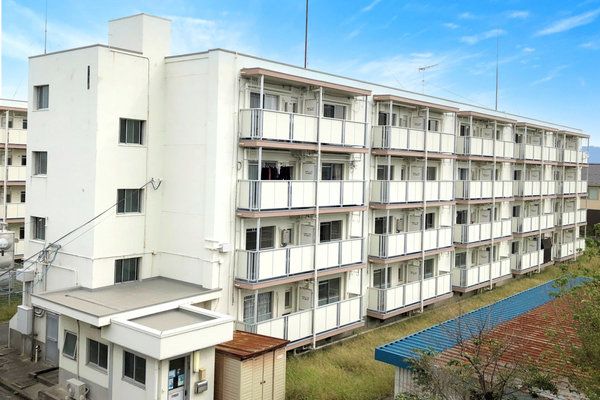 ビレッジハウス中興野1号棟の外観画像