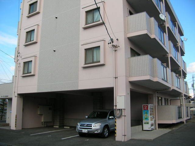 アーバン美濃川の外観画像