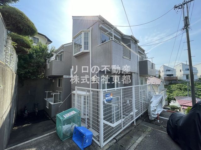 ヒルズ・OZの外観画像
