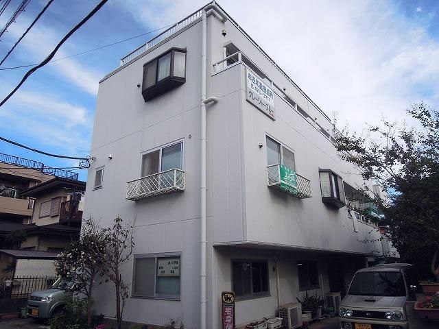 グレーシャーブルーの外観画像