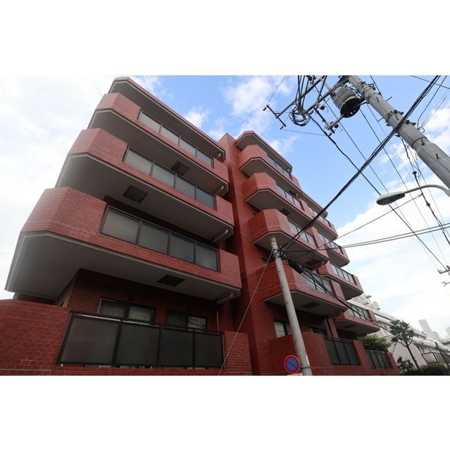 原宿ホームズの外観画像