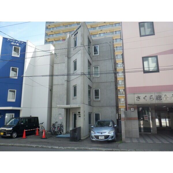 アーバンクラスタ南4条の外観画像