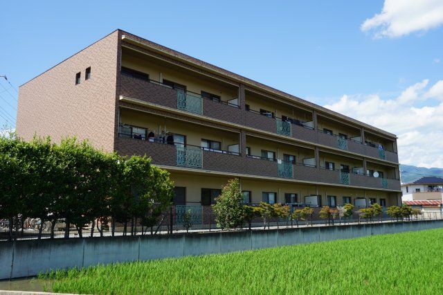 ルーセント大下条の外観画像