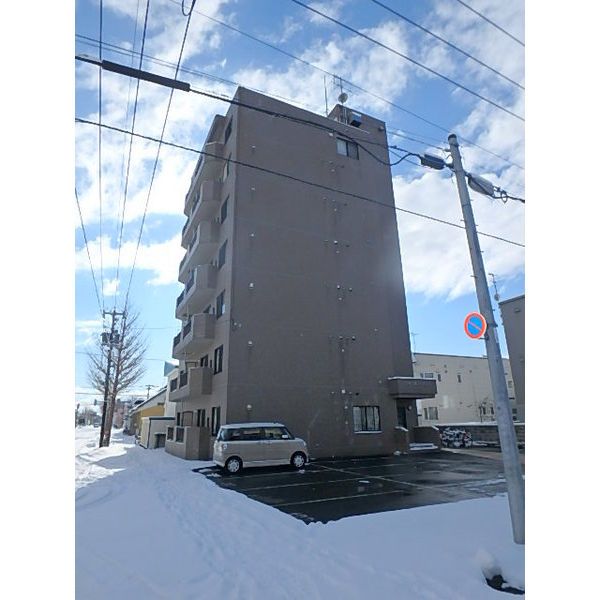 エーデルワイスパークの外観画像