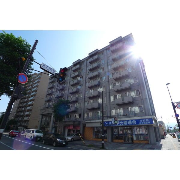 藤井ビル北23条II【都市ガス・広々1LDK】の外観画像