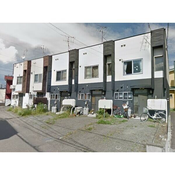 真栄1条1丁目テラスハウスの外観画像