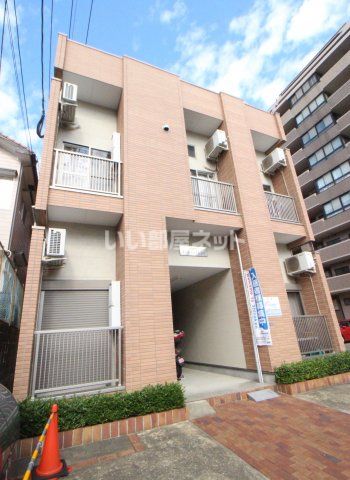 フェスティナレンテの外観画像