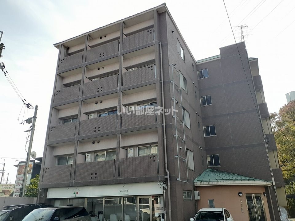 シャルレ桂坂の外観画像