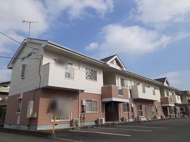プラドール岡崎の外観画像