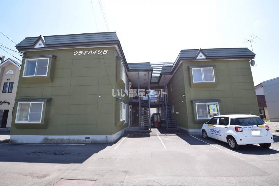 ウラキハイツBの外観画像