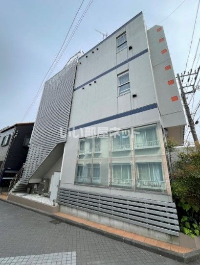 トリムビルの外観画像