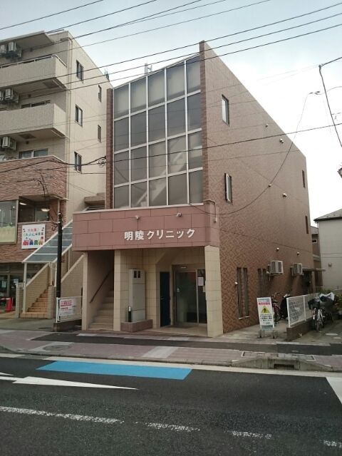レナールの外観画像