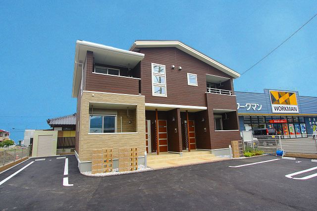 ESTASIAの外観画像