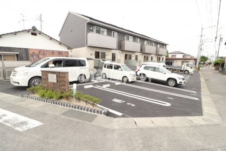 コンフォール巨勢の外観画像