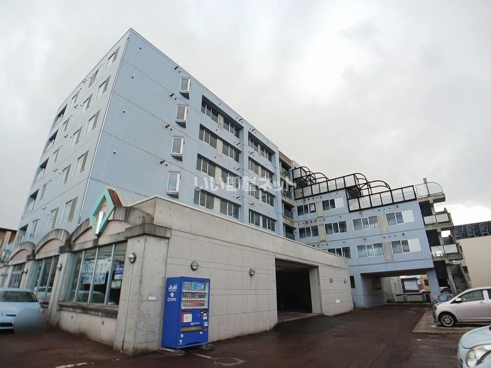 メゾンパティオ富岡の外観画像