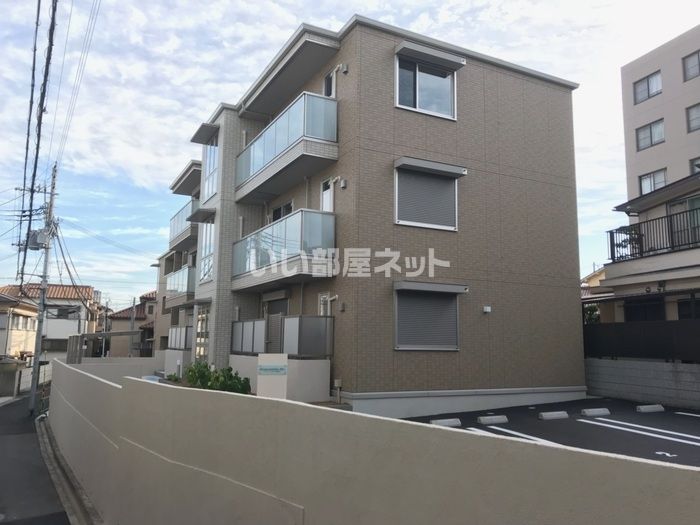 ラ メゾン ド ボヌール 桜塚 Aの外観画像