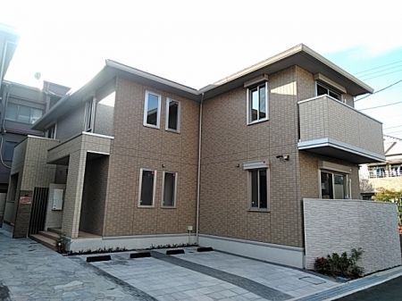 サクラビレッジ豊中市本町 A棟の外観画像
