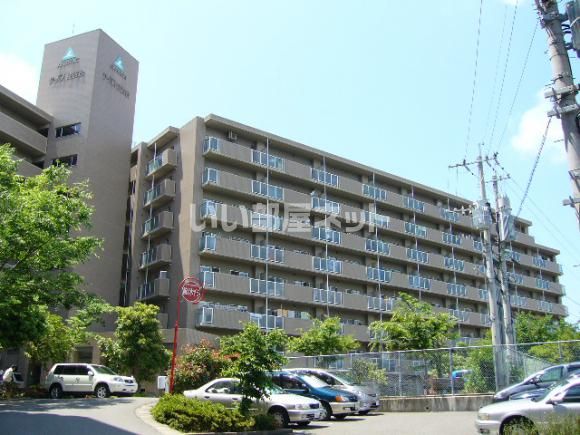 サーパス住吉台参番館の外観画像