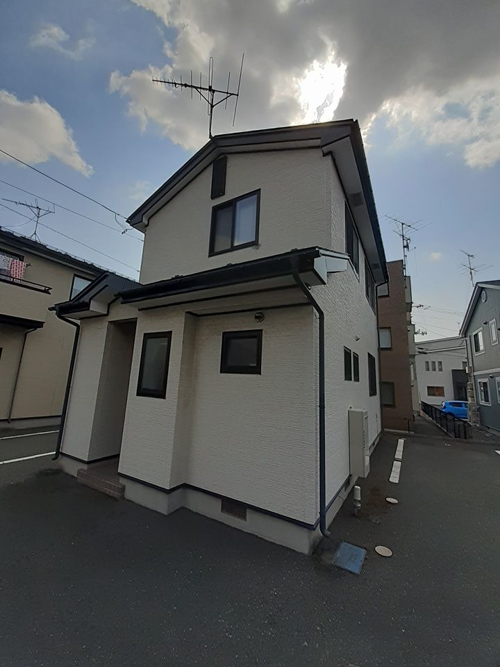 グランシャリオD棟の外観画像