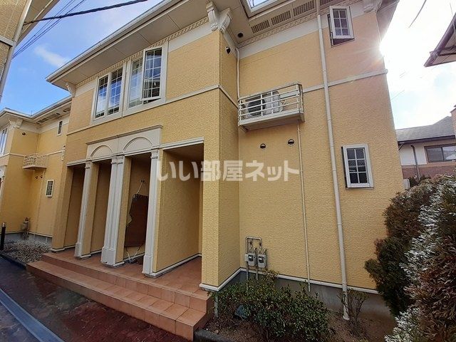 ヴェルサン・アベニュⅡの外観画像