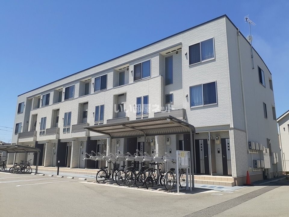 メイベリーナの外観画像