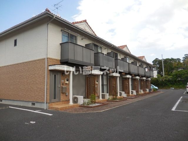 ラフィーネ小松の外観画像