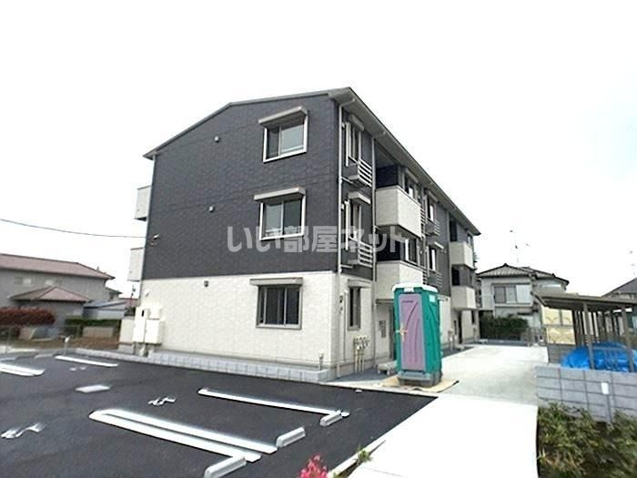 セレブレイト成田の外観画像